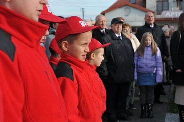 Jarmarkiem Świętomarcińskim uczcili w Widawie dzień 11 listopada